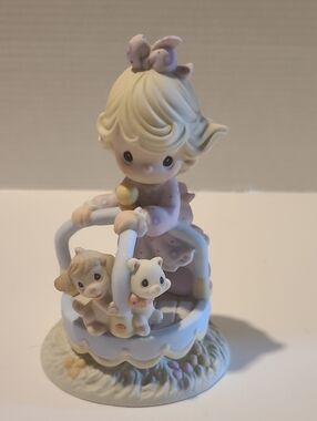 Precious Moments Collectors Club 2006 Girl with Pets Figurine
